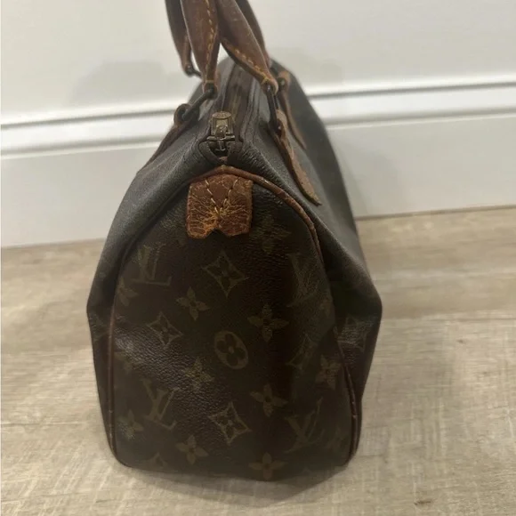 Louis Vuitton Monogram Satchel
Authentic with COA- - Picture 7 of 16